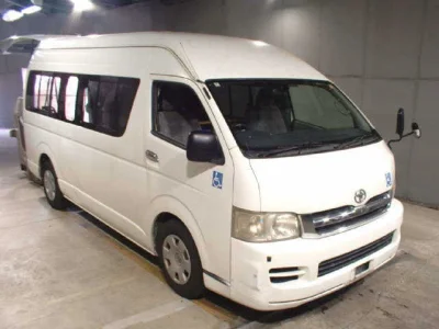TOYOTA REGIUS ACE VAN