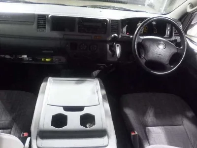 TOYOTA REGIUS ACE VAN