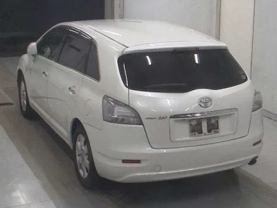 TOYOTA MARK X ZIO