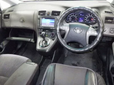 TOYOTA MARK X ZIO