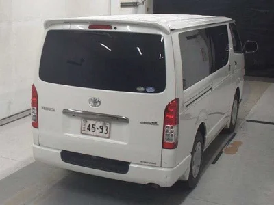 TOYOTA HIACE VAN