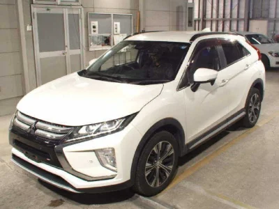 MITSUBISHI ECLIPSE CROSS 3