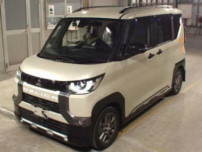 Mitsubishi Delica Mini