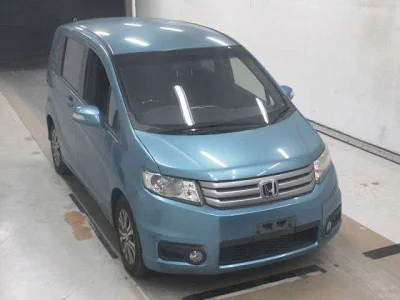 Статистика аукционов Honda Freed Spike