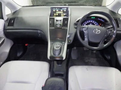 TOYOTA SAI