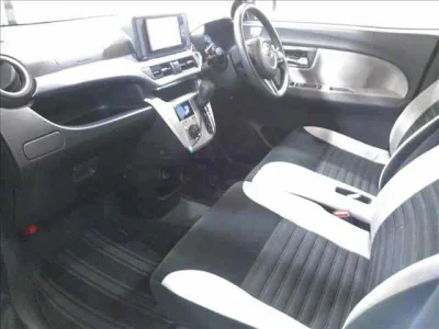 DAIHATSU CAST ACTIVA