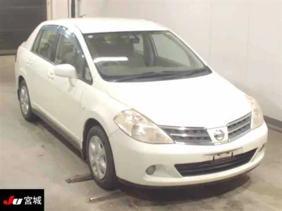 NISSAN TIIDA LATIO