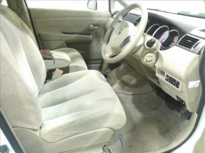 NISSAN TIIDA LATIO