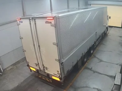 NISSAN UD
