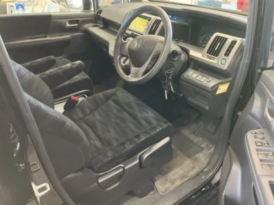 HONDA STEP WAGON 3
