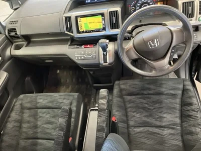 HONDA STEP WAGON 4