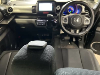 HONDA N BOX SLASH