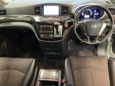 Статистика аукционов Nissan Elgrand
