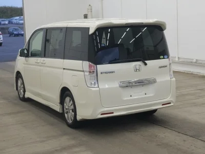 HONDA STEP WAGON 2