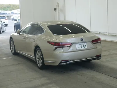 LEXUS LS