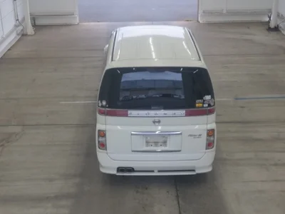 Статистика аукционов Nissan Elgrand