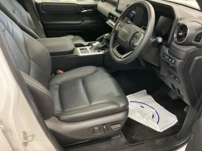 TOYOTA LAND CRUISER 250