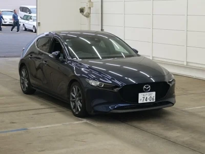MAZDA MAZDA3 FASTBACK