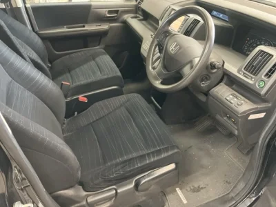 HONDA STEP WAGON 3