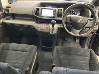 HONDA STEP WAGON 4