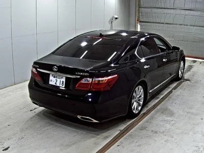 LEXUS LS