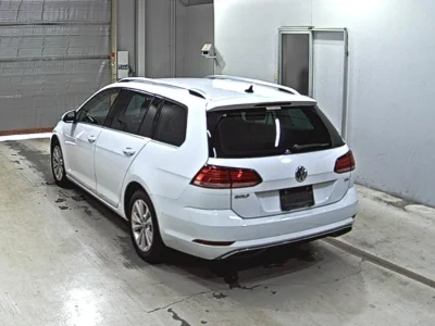 VOLKSWAGEN GOLF VARIANT