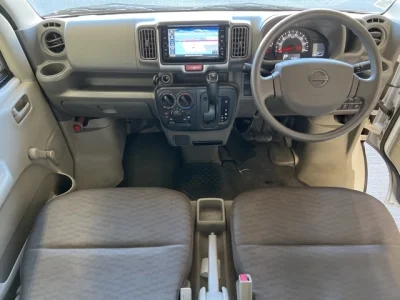 NISSAN CLIPPER VAN