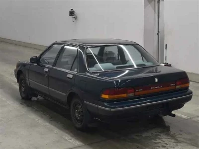 TOYOTA CARINA