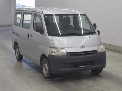 TOYOTA TOWN ACE VAN