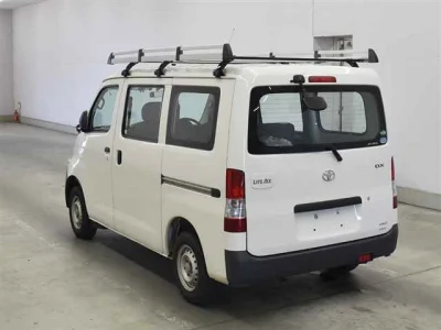 TOYOTA LITE ACE VAN