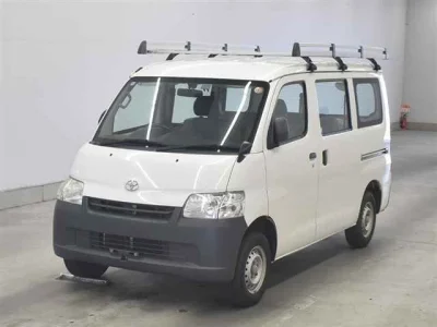 TOYOTA LITE ACE VAN