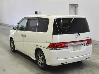 HONDA STEP WAGON 2