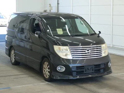Статистика аукционов Nissan Elgrand