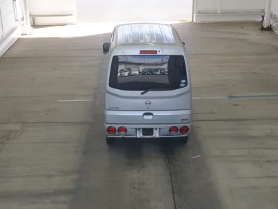 NISSAN CLIPPER