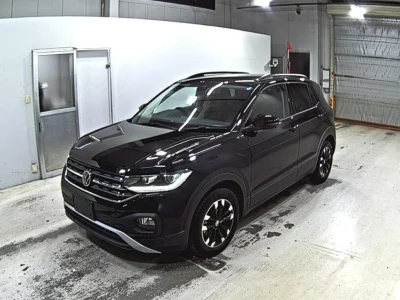 VOLKSWAGEN T-CROSS 4