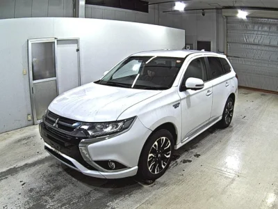MITSUBISHI OUTLANDER PHEV