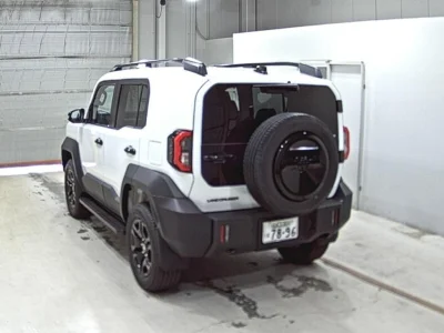 TOYOTA LAND CRUISER FJ