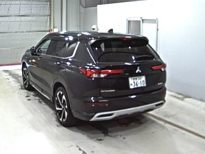 MITSUBISHI OUTLANDER PHEV