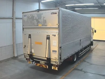 Isuzu Forward