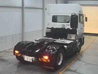 NISSAN UD