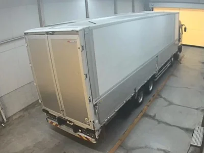 MITSUBISHI FUSO