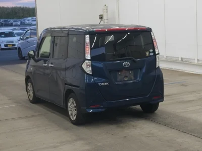 Toyota Tank