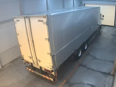 NISSAN UD