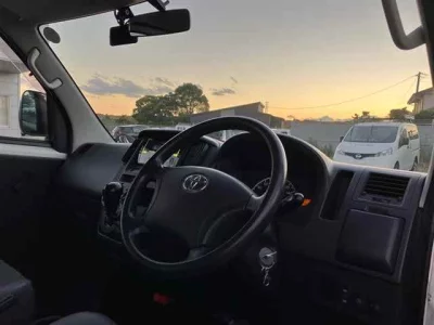 TOYOTA LITE ACE VAN