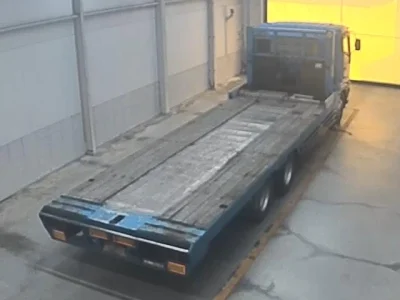 MITSUBISHI FUSO