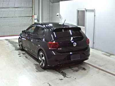 VOLKSWAGEN POLO GTI