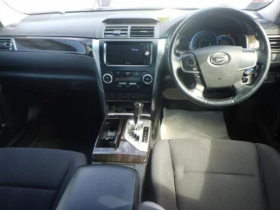 DAIHATSU ALTIS
