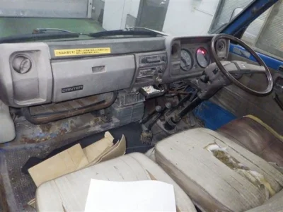 MITSUBISHI CANTER