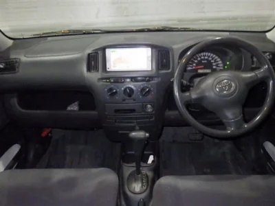 TOYOTA SUCCEED