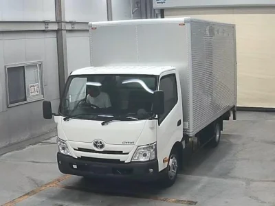 TOYOTA DYNA